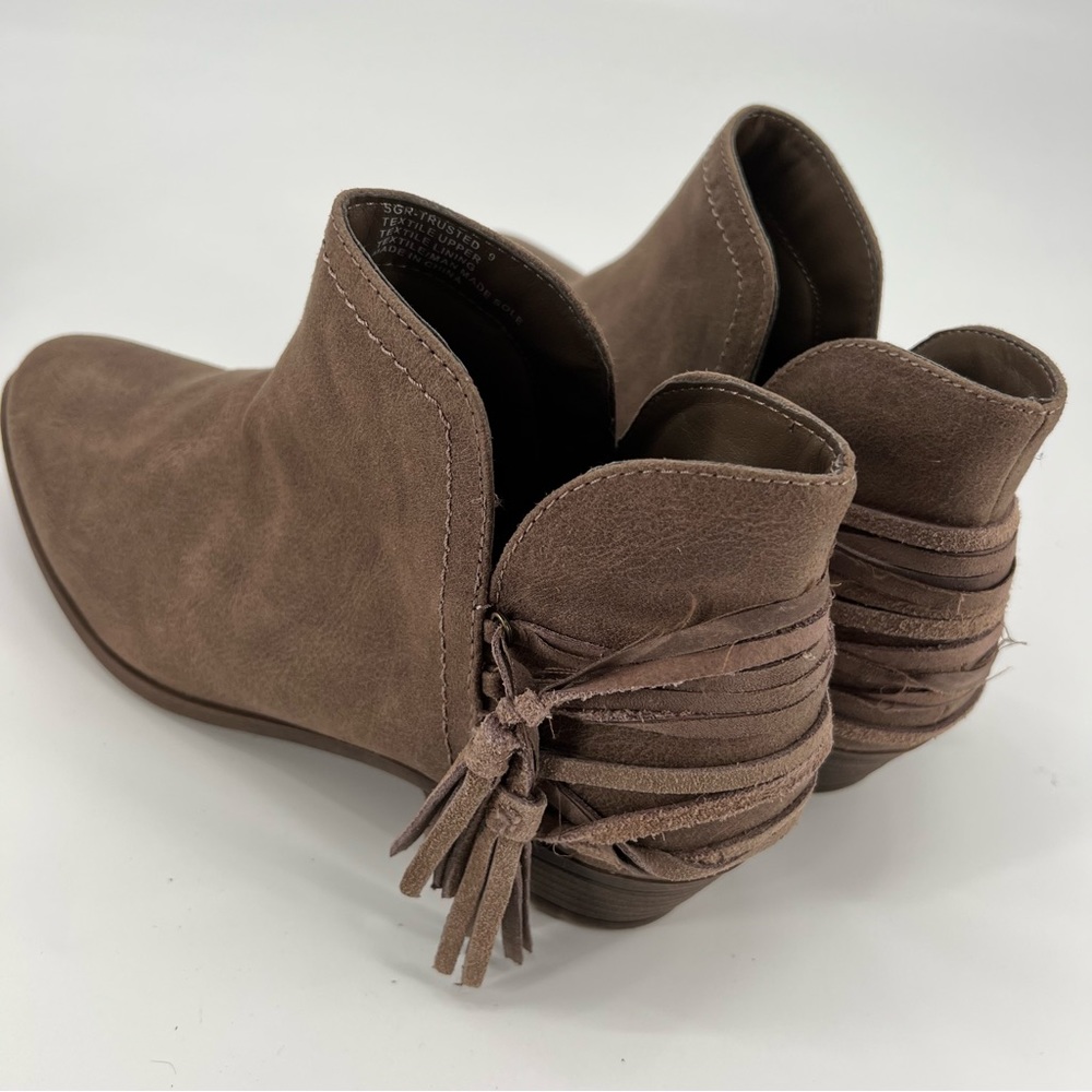 Sugar Ankle Boots Brown Booties Faux Suede Leather Slip On Fringe Size 9